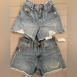 GIRLS SHORTS SIZE 10🌸